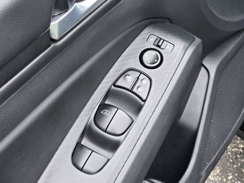 Used 2025 Nissan Altima 2.5 SV FWD image 20