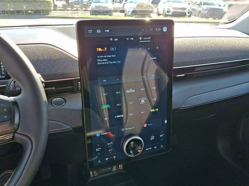 Used 2021 Ford Mustang Mach-E Premium image 20