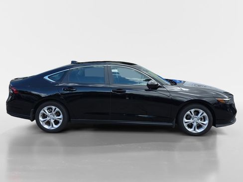 Certified 2025 Honda Accord LX image 3