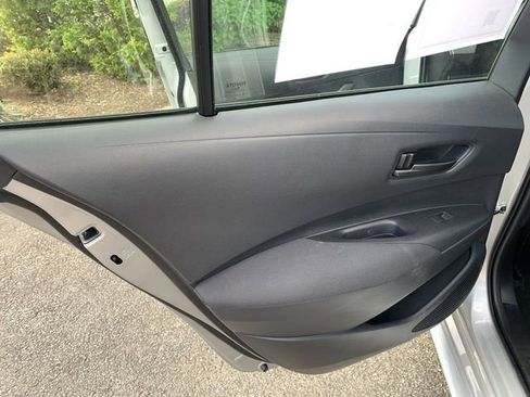 Used 2025 Toyota Corolla LE image 15