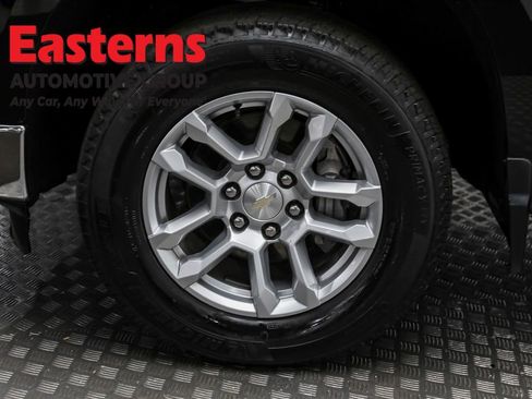 Used 2022 Chevrolet Silverado 1500 LT image 34