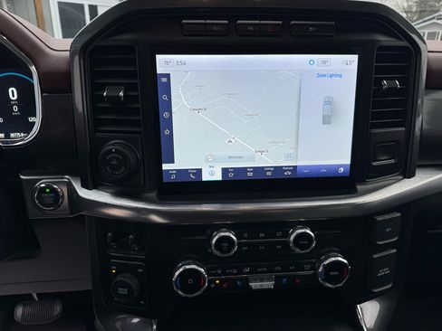 Used 2022 Ford F150 Lariat w/ Equipment Group 502A High image 29