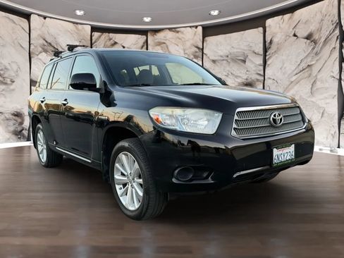 Used 2010 Toyota Highlander 4WD Hybrid image 3