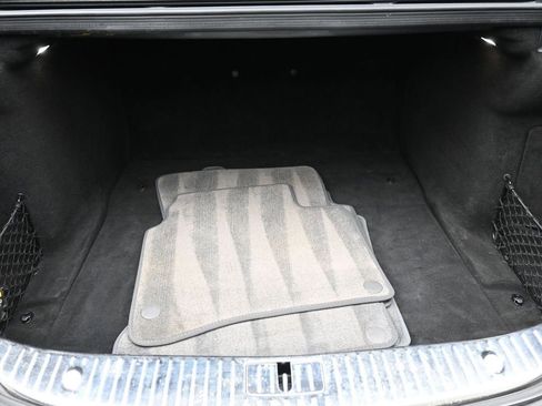 Used 2018 Mercedes-Benz S 560 4MATIC Sedan w/ Premium Package image 20