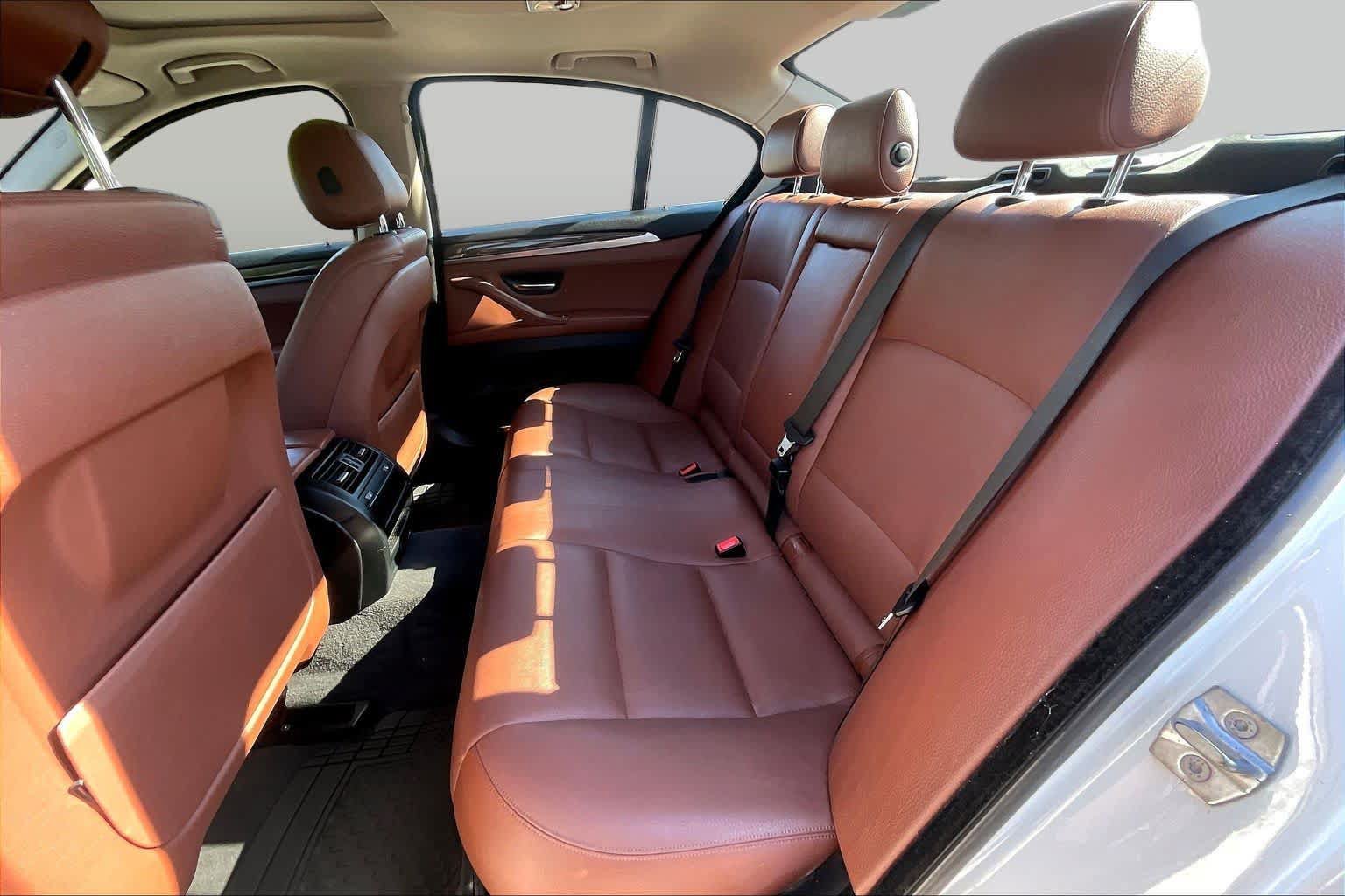 Used 2015 BMW 528i xDrive Sedan AWD/4WD image 17