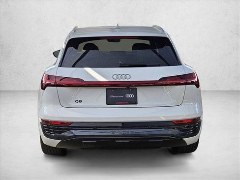 Certified 2024 Audi Q8 e-tron Premium Plus w/ Premium Plus Package AWD/4WD image 3