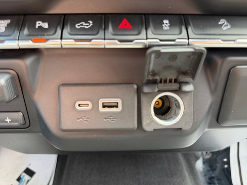 Used 2020 Chevrolet Silverado 3500 LT w/ Texas Edition AWD/4WD image 16