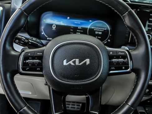 Used 2023 Kia Sorento SX Prestige AWD/4WD image 23