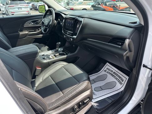 Used 2020 Chevrolet Traverse LT AWD/4WD image 21