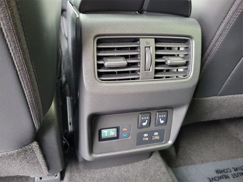 Certified 2023 Nissan Rogue Platinum w/ Platinum Premium Package image 20