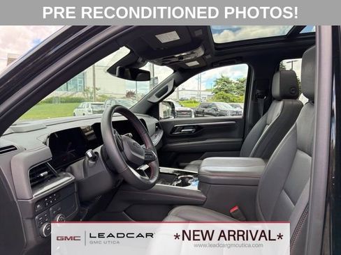 Used 2025 Chevrolet Tahoe RST w/ Comfort Package AWD/4WD image 27