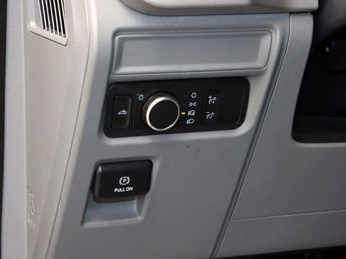 Used 2022 Ford F150 XL image 22