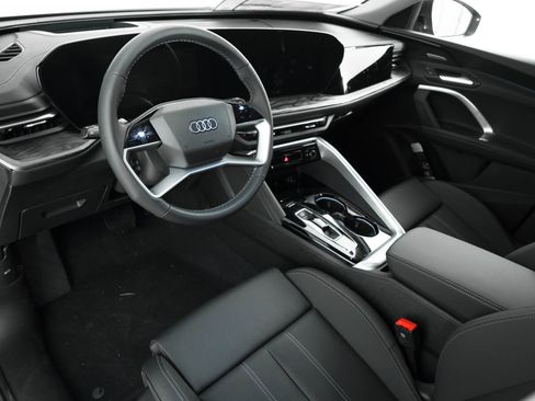 New 2025 Audi Q5 Premium Plus image 10