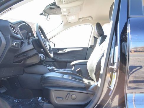 Used 2021 Ford Escape SEL image 18