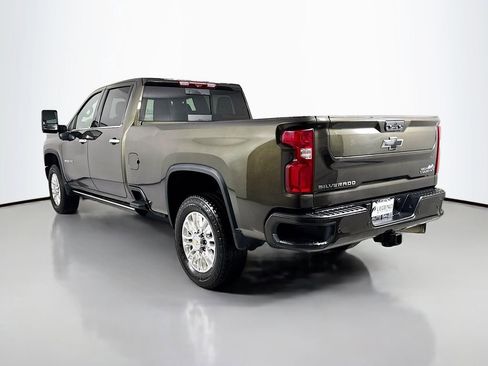 Used 2023 Chevrolet Silverado 3500 High Country w/ Z71 Off-Road Package AWD/4WD image 6