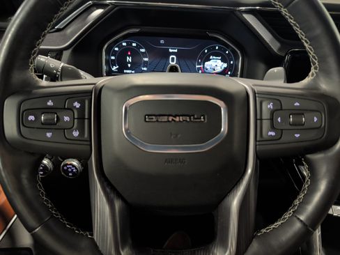 Used 2025 GMC Sierra 1500 Denali Ultimate AWD/4WD image 10