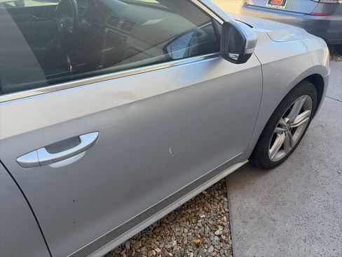 Used 2014 Volkswagen Passat TDI SE image 11