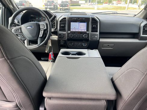 Used 2019 Ford F150 XLT w/ Equipment Group 302A Luxury AWD/4WD image 15