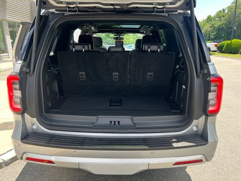 Certified 2023 Ford Expedition Platinum AWD/4WD image 11