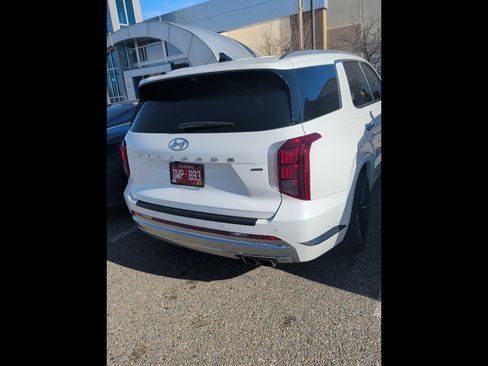Used 2023 Hyundai Palisade Calligraphy w/ Cargo Package image 3