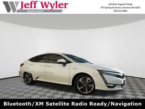 Used 2018 Honda Clarity Touring image 1