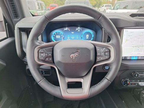 New 2025 Ford Bronco Badlands w/ Sasquatch Package image 7