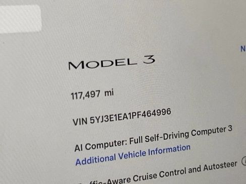 Used 2023 Tesla Model 3 Standard Range RWD image 29