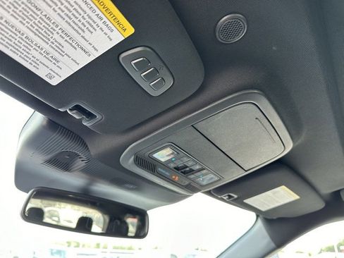 New 2025 Ford Explorer ST-Line w/ Premium Package image 29