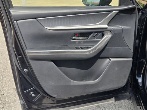 Used 2025 MAZDA CX-90 3.3 Turbo w/ Preferred Package AWD/4WD image 10