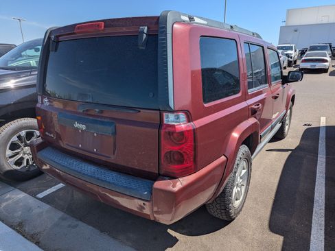 Used 2007 Jeep Commander Sport AWD/4WD image 5