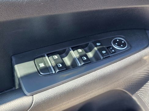Certified 2024 Kia Forte LXS w/ LXS Technology Package FWD image 14
