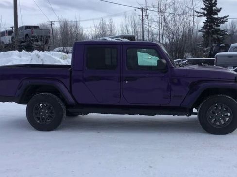 New 2026 Jeep Gladiator Sport image 9