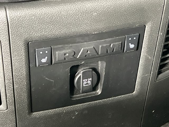 Used 2017 RAM 1500 Laramie w/ Convenience Group AWD/4WD image 27