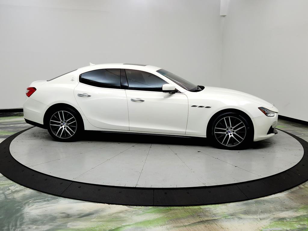 Used 2016 Maserati Ghibli RWD image 4