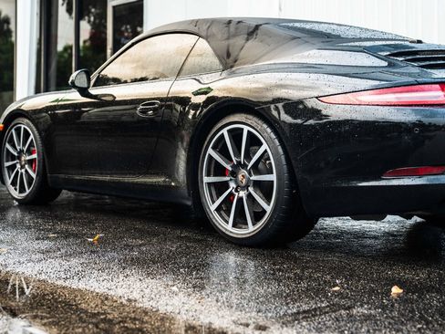 Used 2014 Porsche 911 Carrera S RWD image 6
