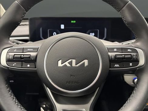 Used 2025 Kia K5 EX image 16