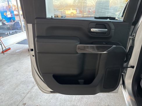 Used 2020 Chevrolet Silverado 2500 LTZ image 25