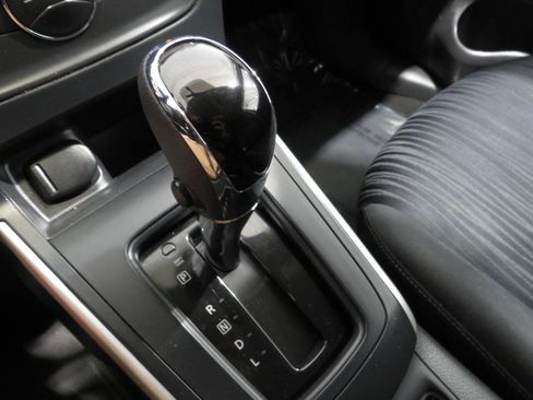 Used 2019 Nissan Sentra SV FWD image 22