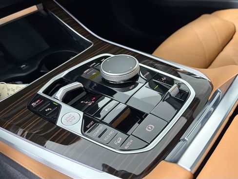 New 2026 BMW X5 xDrive40i w/ M Sport Package image 16