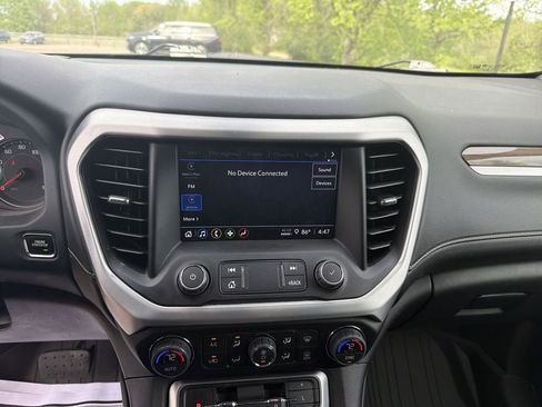 Used 2022 GMC Acadia SLE w/ Driver Convenience Package image 16