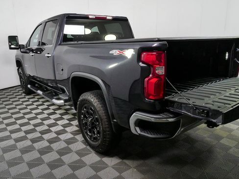 Used 2024 Chevrolet Silverado 2500 LTZ w/ LTZ Convenience Package AWD/4WD image 31