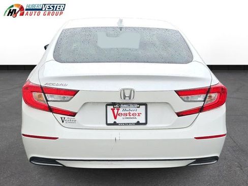 Used 2018 Honda Accord LX image 7