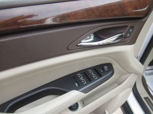 Used 2014 Cadillac SRX Luxury AWD/4WD image 17