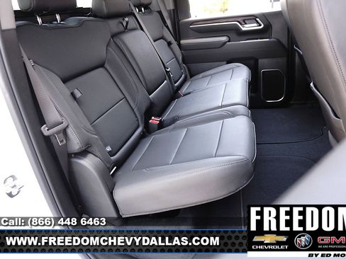 New 2025 GMC Sierra 2500 SLT w/ Texas SLT Premium Package image 16