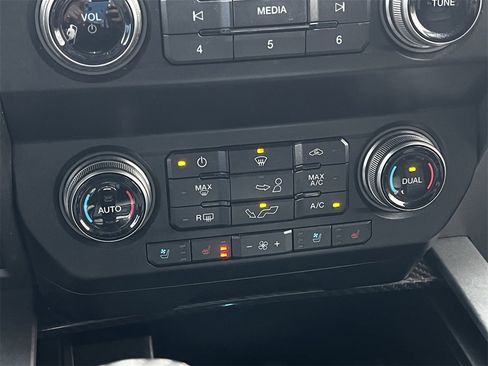 Used 2019 Ford F150 Raptor w/ Equipment Group 802A Luxury image 18