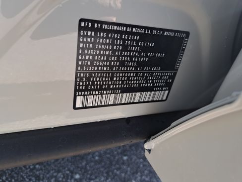 New 2026 Volkswagen Tiguan SE R-Line FWD image 34