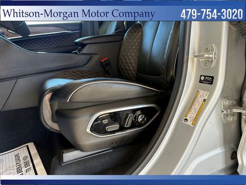 Used 2025 Jeep Grand Cherokee L Summit w/ Obsidian Package image 14