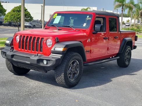 Used 2020 Jeep Gladiator Sport w/ Quick Order Package 23S AWD/4WD image 3