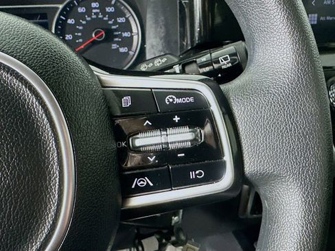 Certified 2023 Kia Sorento LX AWD/4WD image 10