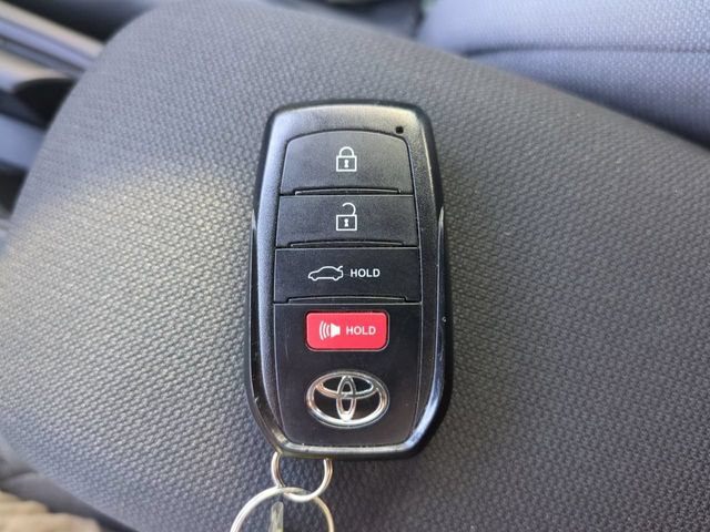 Used 2026 Toyota Corolla SE FWD image 26